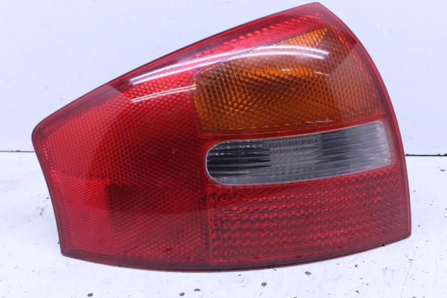 2004-2006 Audi A6 Left Tail Light Lamp 4B5945095C OEM