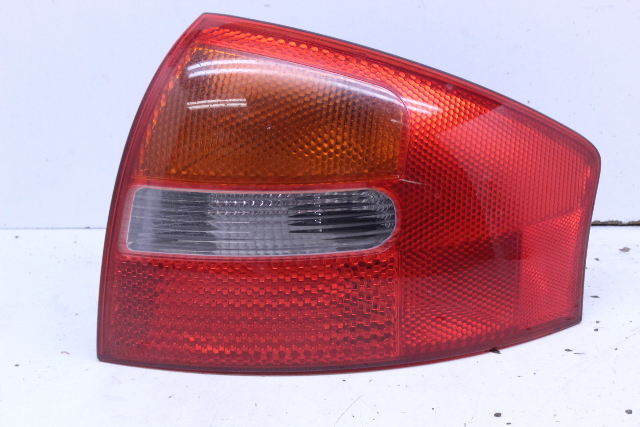 2003 2004 Audi A6 RS6 Right Tail Light Lamp 4B5945096C OEM