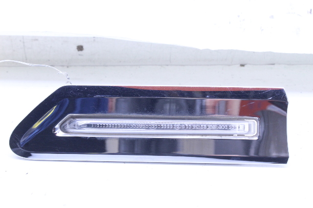 2009 BMW 750li Right Fender Turn Signal Light 63137203372 OEM