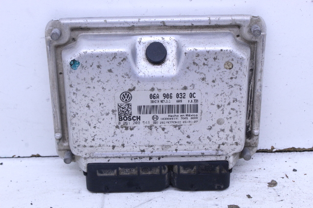 2005 Volkswagen Jetta Engine Computer Module ECU ECM DME 06A906032QC