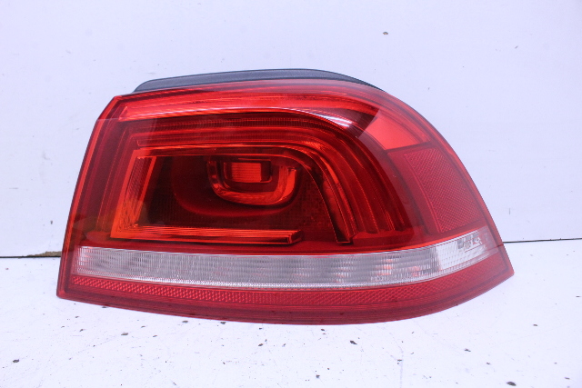 2013 Volkswagen EOS Right Tail Light Lamp 1Q0945095T OEM