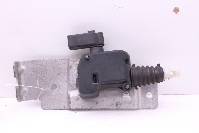 2010 Audi R8 Rear Tailgate Lock Latch Actuator OEM