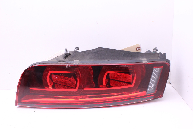 2010-2013 Audi R8 Right Tail Light Small Nick 420945096E OEM