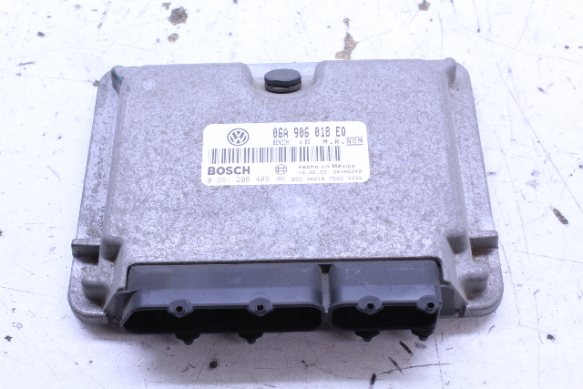 2000 2001 Volkswagen Beetle 2.0 Engine Computer Module ECU ECM DME 06A906018EQ