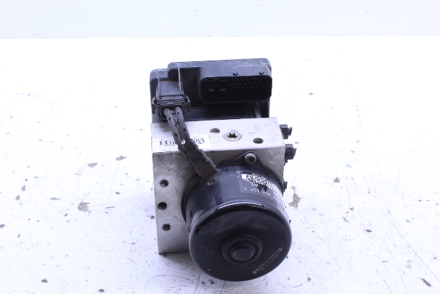2000 Volkswagen Beetle Jetta Anti-Lock Brake System ABS Pump 1J0907379P OEM