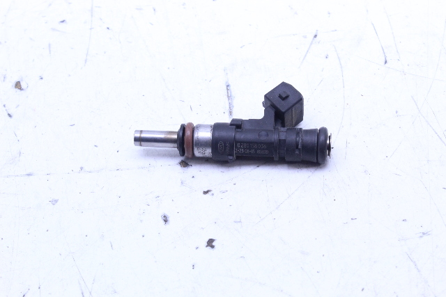 2006-2010 BMW M5 M6 S85 Fuel Injector OEM