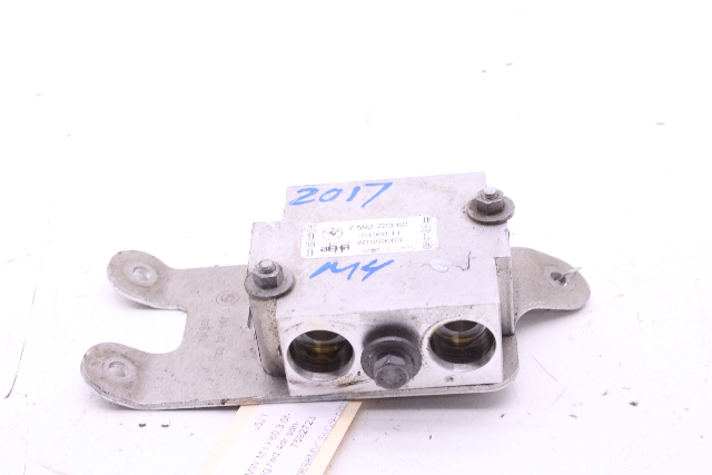 2015-2018 BMW M3 M4 Transmission Cooling Lines Block 7592723 OEM