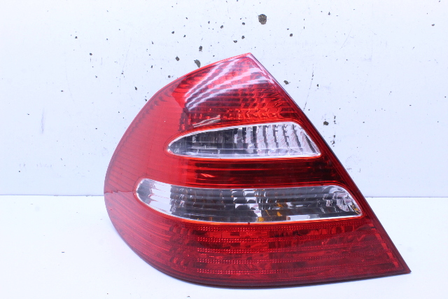 2006 Mercedes Benz E350 Tail Light Lamp Left 2118200364 OEM