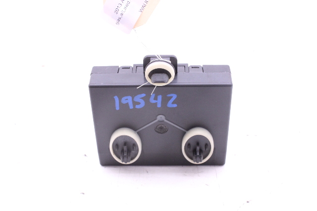 2013-2014 Audi A6 S6 Right Front Door Control Module 4G8959792G OEM