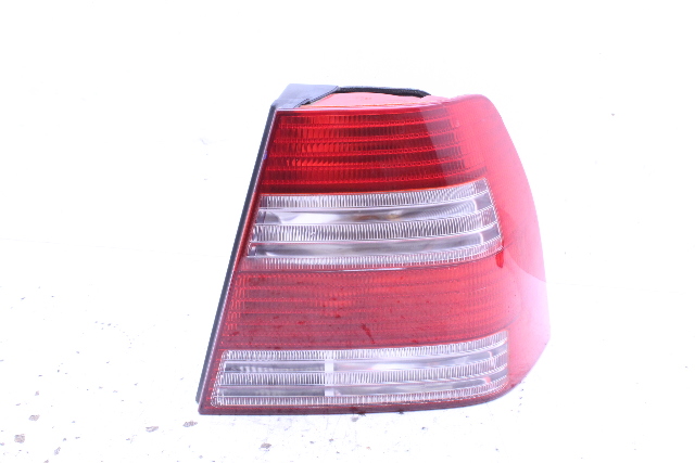 2004-2005 Volkswagen Jetta Sedan Right Tail Light Lamp 1JM945096 OEM