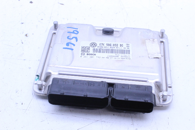 Volkswagen Engine Computer Module ECU ECM DME 07K906032BG