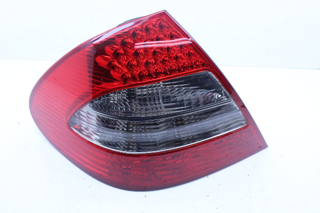 2007 2008 2009 Mercedes Benz E63 W211 Left Tail Light Lamp Driver 2118202564 OEM
