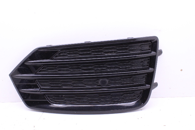 2016-2018 Audi Q3 Right Bumper Grille OEM 8U0807682Q OEM