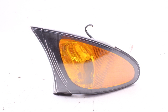 2002-2005 BMW 325i 330i Sedan Turn Signal Light Right Passanger - 63136943120 OEM