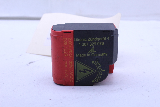 2005 BMW X3 Xenon HID Bulb Igniter 1307329076 OEM