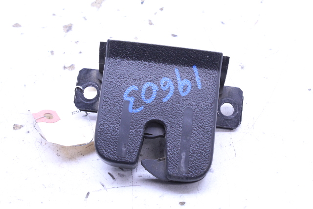 2004-2010 Volkswagen Touareg Trunk Latch Lock OEM