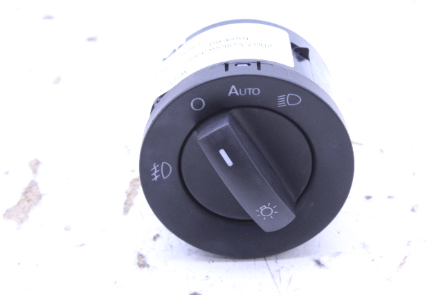 2004-2010 Volkswagen Touareg headlight Headlight Knob Switch 7L6941431AG OEM