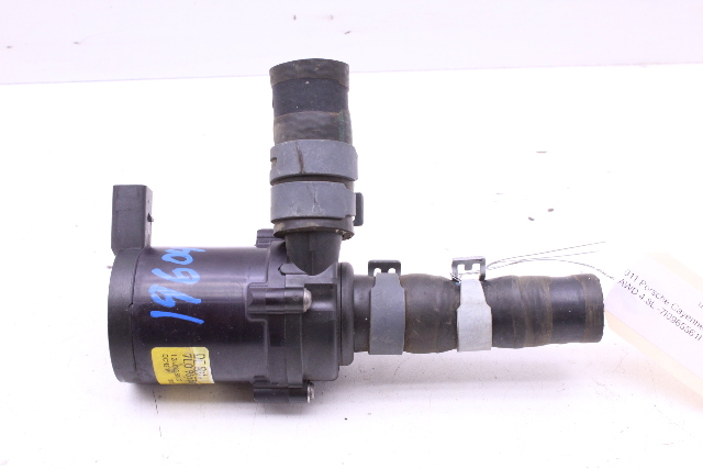 2011-2016 Porsche Cayenne 4.8 Auxiliary Water Pump 7L0965561L OEM