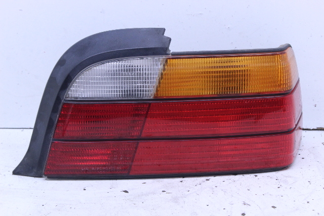 BMW 318i 323i 325i 328i M3 E36 Tail Light Lamp Right 8353272 OEM