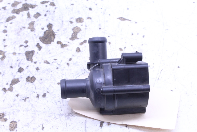 2013 Audi A4 2.0 Auxiliary Coolant Water Pump 8K0121601 OEM