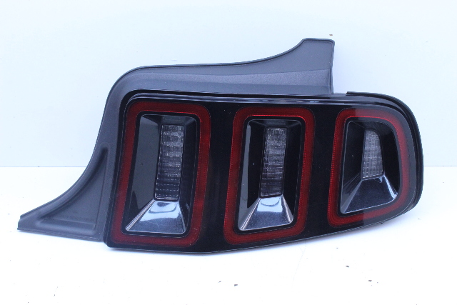 2013 2014 Ford Mustang GT Right Tail Light Lamp DR3Z13404A OEM