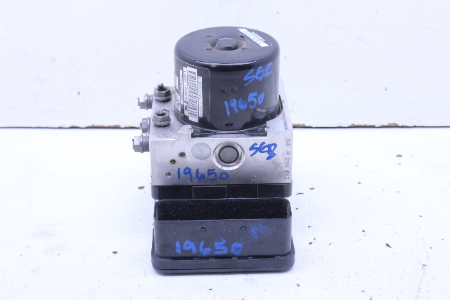 2013 Volkswagen Passat Anti-Lock Brake System ABS Pump - 1K0907379BK OEM