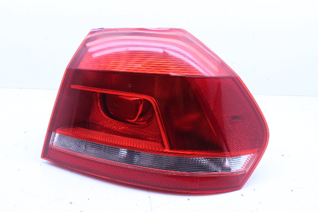2012 2013 2014 2015 Volkswagen Passat Tail Light Right OEM