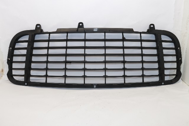2008 2009 2010 Porsche Cayenne GTS Turbo Front Bumper Grille Center 7L5807683D OEM