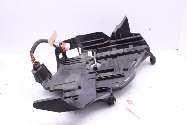 2004-2007 Volkswagen Touareg Right Headlight Mount Bracket 7L6941614A OEM