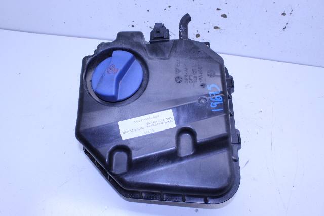 2004 Porsche Cayenne Radiator Coolant Overflow Bottle 7L0121407F OEM