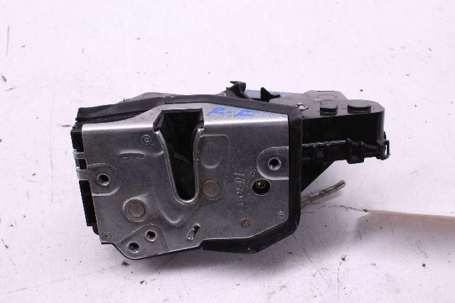 1999 BMW 323i Sedan Right Front Door Latch Lock