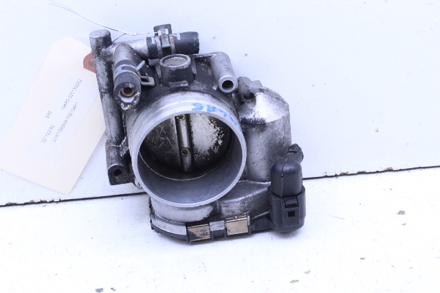 Volkswagen Jetta Golf Beetle Throttle Body 021133062 OEM