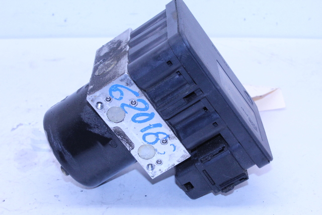 2003 Volkswagen Beetle ABS Anti Lock Brake Pump 1C0907379K OEM