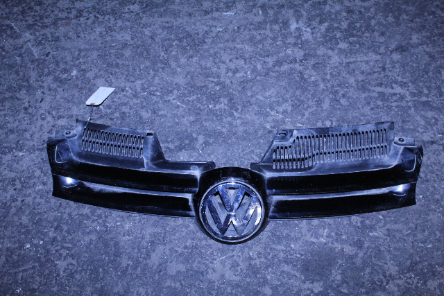 2006-2009 Volkswagen Rabbit Center Upper Grille 1K0853655A OEM