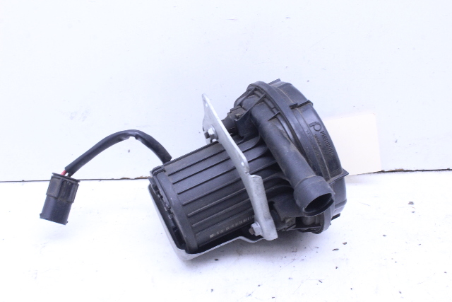 2004 BMW 325i Smog Air Injection Pump 7281240 OEM