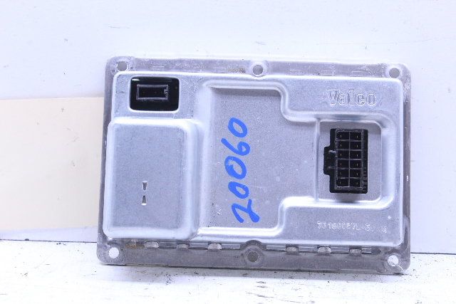 2005 Porsche Cayenne Xenon Headlight Control Ballast Module 73010137N OEM