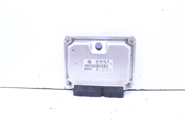 2002 Volkswagen Beetle Engine Computer Module ECU ECM DME 06A906032GD