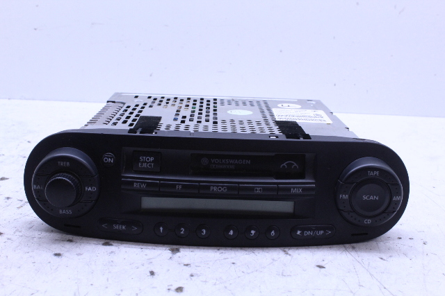 2001 2002 Volkswagen Beetle AM FM Radio Cassette Player 1C0035180E OEM