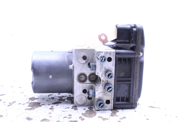 2011-2012 BMW 528i 535i 550i ABS Anti Lock Brake Pump 34516852809 OEM