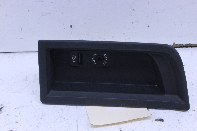2015-2018 BMW M4 F82 Center Console Auxiliary Aux USB Socket Bezel - 51169207357 OEM