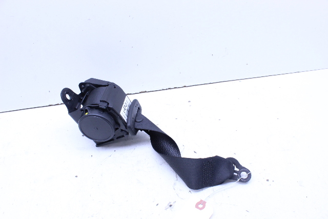 2015-2020 BMW M4 Coupe Right Rear Seat Belt Retractor