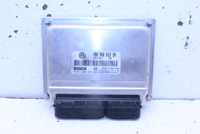 2004 Volkswagen Passat Engine Computer Module ECU ECM DME 4B0906018DN Stock#20149 OEM