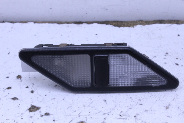 1996 1997 1998 BMW M3 E36 Rear C Pillar Interior Reading Light Left Driver OEM