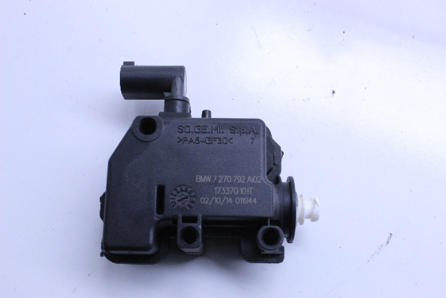 2015 2016 2017 2018 2019 BMW 428I 430I 435I Fuel Gas Tank Door Actuator - 67117270792 OEM