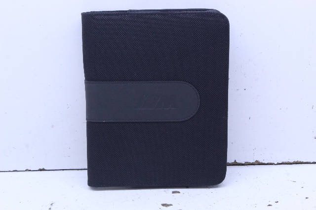 2015 BMW M4 Owner Manual and Case