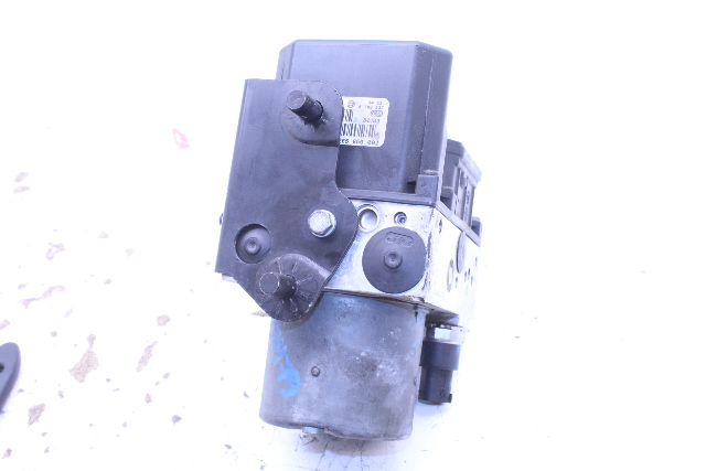2002 BMW 525i E39 ABS Anti Lock Brake Pump 34526769537 OEM