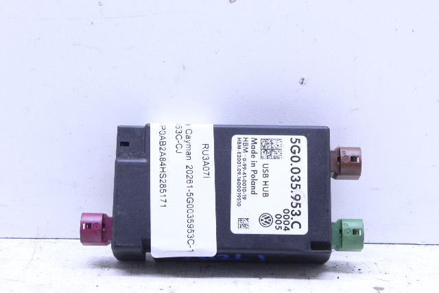 2017 Porsche Cayman 718 USB Port Hub Module OEM