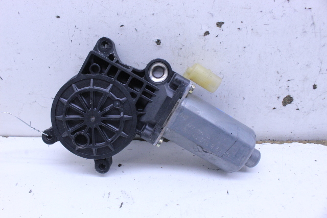 2001 2002 2003 2004 BMW 325i 328i 330i Front Power Window Motor Left Driver OEM