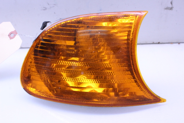 2001 BMW 330ci Coupe Turn Signal Light Lamp Right Fender 6904300 OEM
