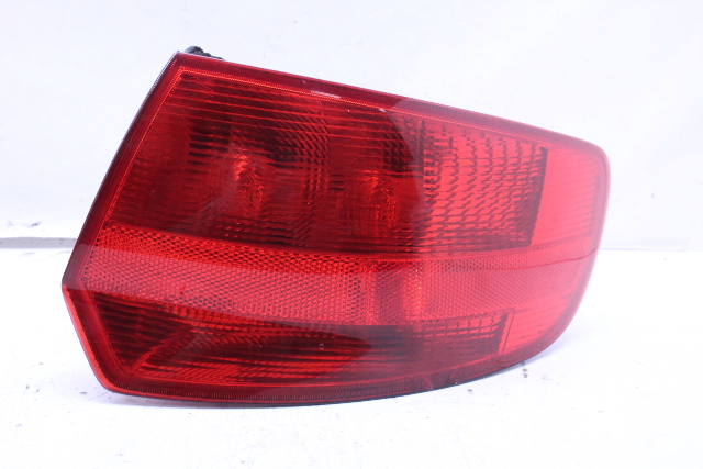 2006-2008 Audi A3 Right Tail Light Lamp 8P4945096D OEM
